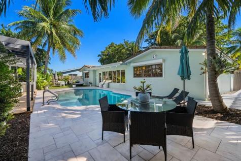 5613 Madison Street Hollywood FL 33023