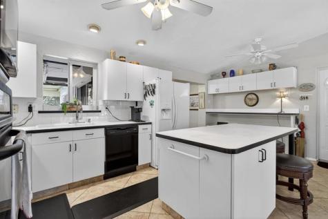 1432 SE 2nd Street Pompano Beach FL 33060