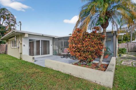 1432 SE 2nd Street Pompano Beach FL 33060
