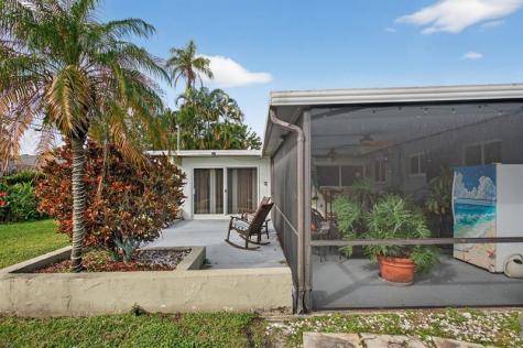 1432 SE 2nd Street Pompano Beach FL 33060