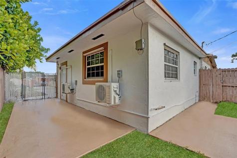16920 NW 53rd Avenue Miami Gardens FL 33055