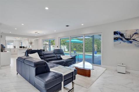 4104 NE 21st Avenue Fort Lauderdale FL 33308