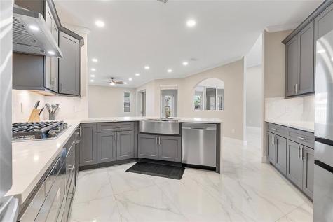 1774 SW Commargo Port St Lucie FL 34987