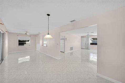 1515 SW 21st Street Boynton Beach FL 33426