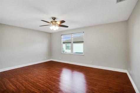 869 NW 127th Avenue Coral Springs FL 33071
