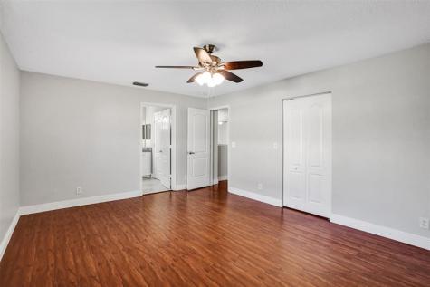 869 NW 127th Avenue Coral Springs FL 33071