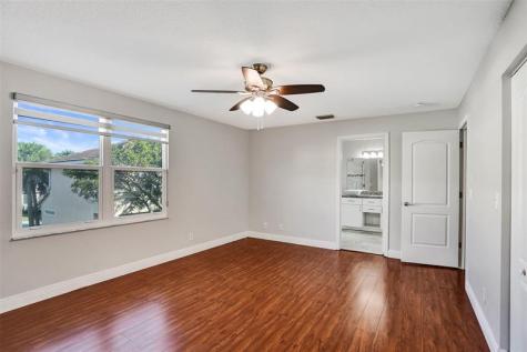 869 NW 127th Avenue Coral Springs FL 33071