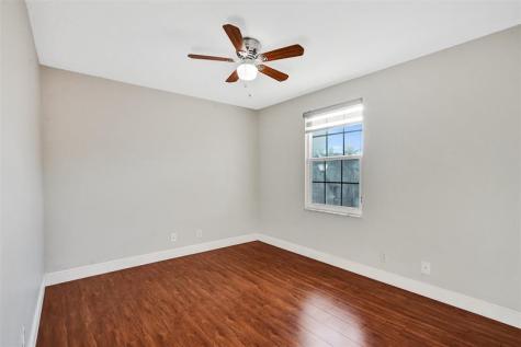 869 NW 127th Avenue Coral Springs FL 33071