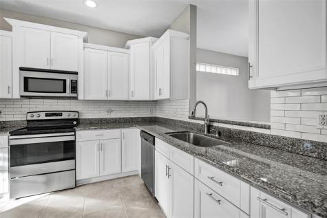 869 NW 127th Avenue Coral Springs FL 33071