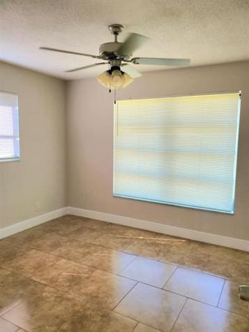 4440 NW 19th Terrace Oakland Park FL 33309