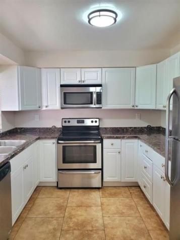 4440 NW 19th Terrace Oakland Park FL 33309