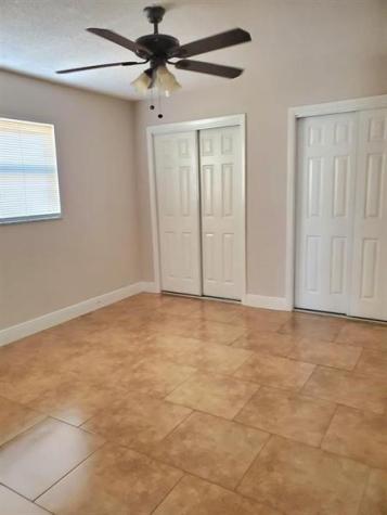 4440 NW 19th Terrace Oakland Park FL 33309