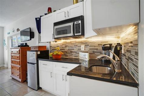 954 NE 26th Avenue Pompano Beach FL 33062