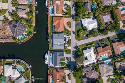 4031 NE 27th Terrace Lighthouse Point FL 33064