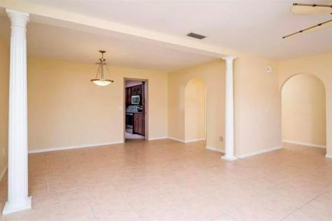 2471 SE Wald Street Port St Lucie FL 34984