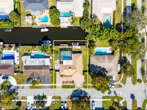 5921 SW 17th Court Plantation FL 33317