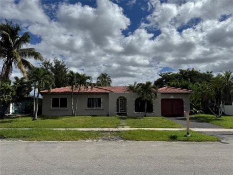 8212 NW 74th Terrace Tamarac FL 33321