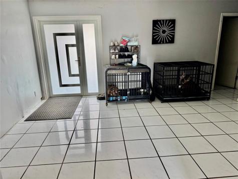 8212 NW 74th Terrace Tamarac FL 33321