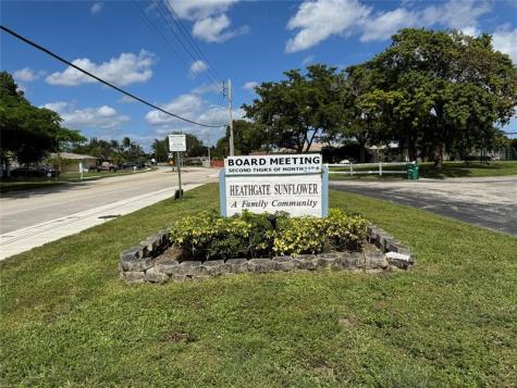 8212 NW 74th Terrace Tamarac FL 33321