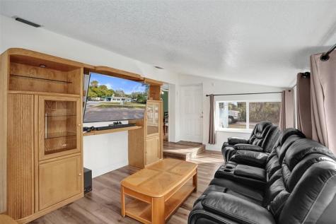 4165 SW 24th Street Fort Lauderdale FL 33317
