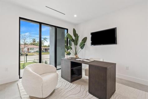 1113 Avocado Isle Fort Lauderdale FL 33315