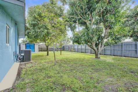 5542 SW 6th Street Margate FL 33068