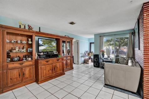 5542 SW 6th Street Margate FL 33068