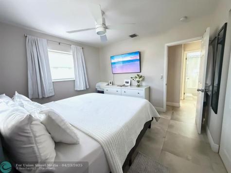 2340 N 58th Terrace Hollywood FL 33021