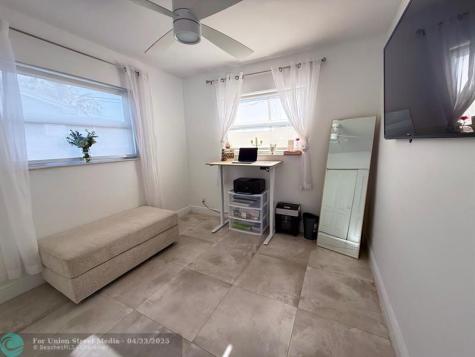 2340 N 58th Terrace Hollywood FL 33021