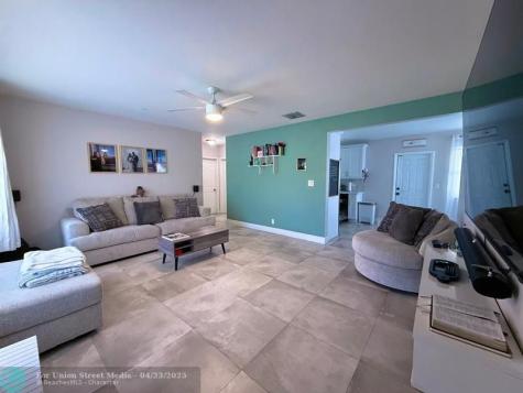 2340 N 58th Terrace Hollywood FL 33021