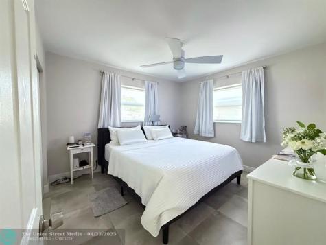 2340 N 58th Terrace Hollywood FL 33021