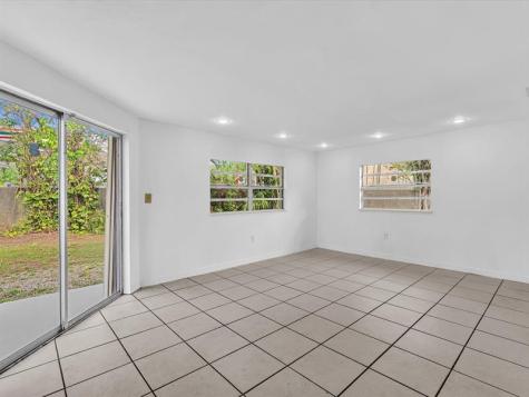 7971 NW 16th Street Pembroke Pines FL 33024