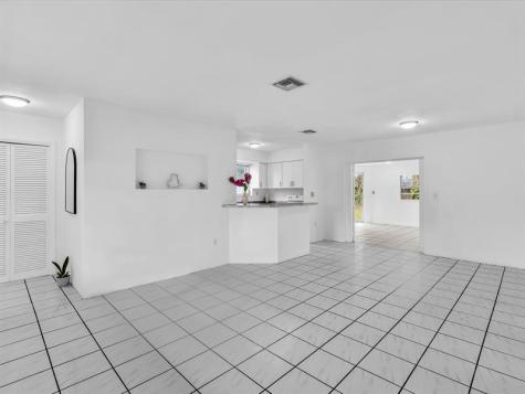 7971 NW 16th Street Pembroke Pines FL 33024