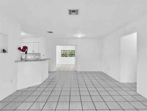 7971 NW 16th Street Pembroke Pines FL 33024