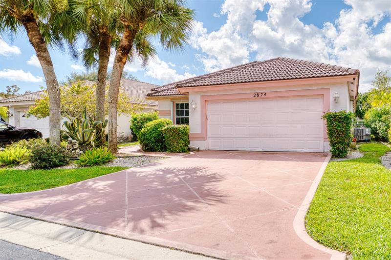 2824 Waters Edge Circle Greenacres FL 33413