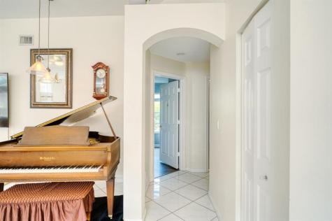 2824 Waters Edge Circle Greenacres FL 33413