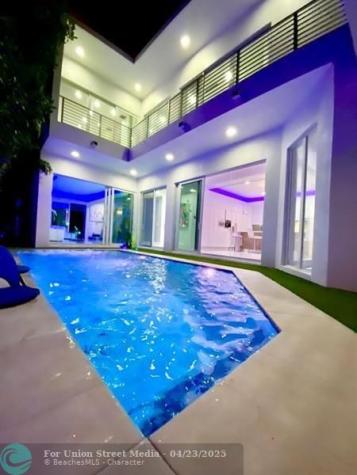 3325 NE 18th Fort Lauderdale FL 33305