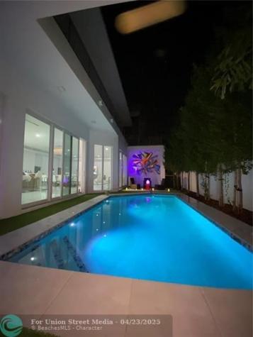 3325 NE 18th Fort Lauderdale FL 33305