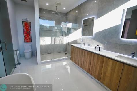 3325 NE 18th Fort Lauderdale FL 33305