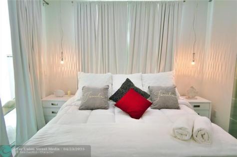 3325 NE 18th Fort Lauderdale FL 33305