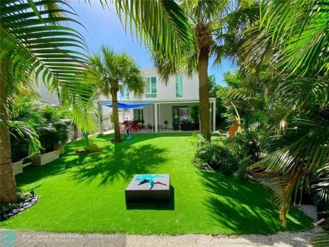 3325 NE 18th Fort Lauderdale FL 33305