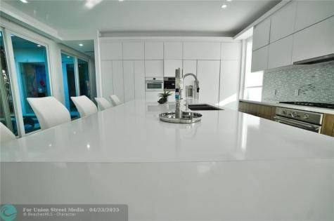 3325 NE 18th Fort Lauderdale FL 33305
