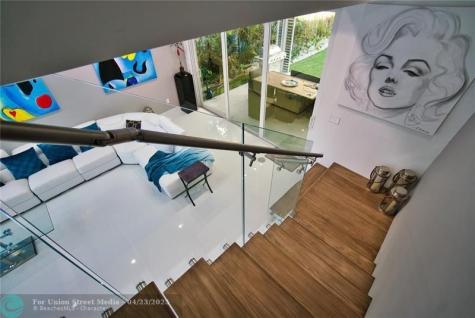 3325 NE 18th Fort Lauderdale FL 33305