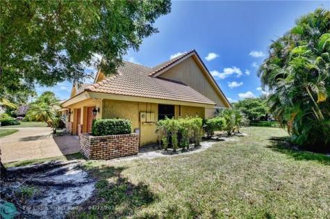 3110 Equestrian Drive Boca Raton FL 33434
