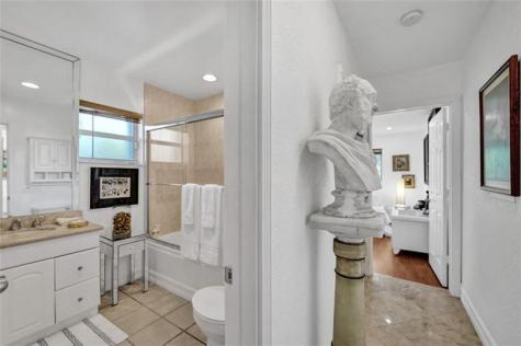 2525 SE 7th Drive Pompano Beach FL 33062