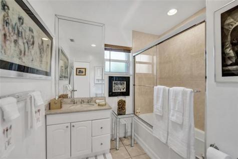 2525 SE 7th Drive Pompano Beach FL 33062