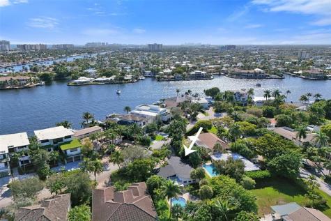 2525 SE 7th Drive Pompano Beach FL 33062