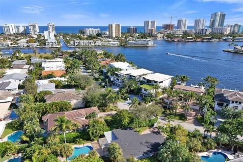 2525 SE 7th Drive Pompano Beach FL 33062
