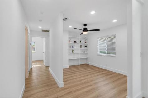 6425 96TH Place Boynton Beach FL 33437