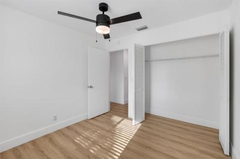 6425 96TH Place Boynton Beach FL 33437